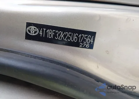 2005 Toyota Camry Xle V6 z USA, uszkodzony, nr VIN 4T1BF32K25U617564